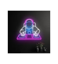 Dj Astronot Figürlü Neon Tabela