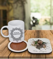 Kişiye Özel Tasarım Kupa Bardak Ve Fotoğraflı Ahşap Bardak Altlığı 99179 (Krem)