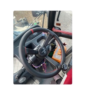 DİKİŞLİ DİREKSİYON KILIFI SİYAH DERİ KIRMIZI YÜZÜK KIRMIZI DİKİŞLİ HİDROMEK İŞ MAKİNASI İÇİN