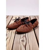 Kadın Süet Loafer Ayakkabı Bağcıklı Yuvarlak Burun Metal Detaylı Düz Topuk Rahat Kesim Günlük Modern