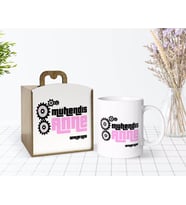BK Gift Kişiye Özel Ahşap Kutuda Anneler Günü Temalı Mühendis Anne Tasarımlı Beyaz Kupa Bardak-1