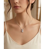 Kadın Moissanite Taş Detay Kare Tektaş ve Çiçek Model Gümüş Kolye