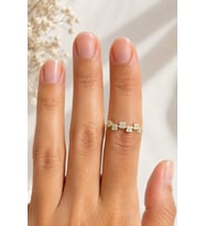 Sertifikalı 316L Çelik Premium Altın Kaplama Papatya Zirkon Taşlı Kadın Yüzük