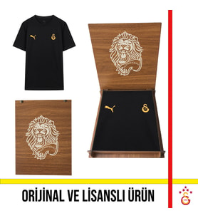 Galatasaray Lisanslı Puma Logo ve Armalı Siyah Aslan Ahşap Kutulu T-Shirt 78290711