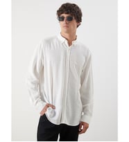 LCW Vision Beyaz Slim Fit Uzun Kollu Armürlü Erkek Gömlek