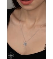 SWAROVSKİ CRYSTAL YAŞAM AĞACI 925 AYAR GÜMÜŞ KOLYE