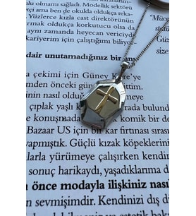 MARJİNAL ( ALTIN KAPLAMA KOLYE )