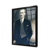 Takım Elbiseli Atatürk Çerçeveli Cam Tablo