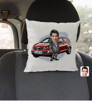 BK Gift Kişiye Özel Plakalı Erkek Kia Sportage Karikatürlü Kare Araç Koltuk Yastığı-1