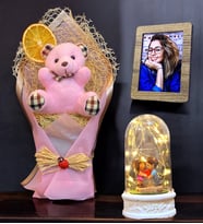 Sizlere Özel Set, Peluş Ayıcık Buketi & Işıklı Kalp Tutan Çift Biblolu Fanus Hediye Seti
