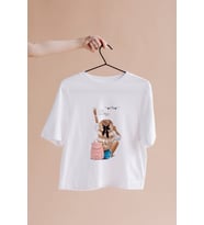 Kız Karakter Tasarımlı Tişört Kişiye Özel ( Unisex - Büyük - Çocuk )