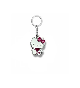 Hello Kitty Ayakta Kalp Figürlü Anahtarlık – Sevimli Metal Aksesuar