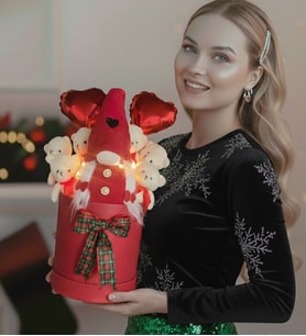 Sevgiliye Hediye – Yeniyıl Yılbaşı Özel Seri LED Işıklı Noel ELF Cüceli, Kalp Balonlu ve 6 Peluş Ayıcıklı Premium Konsept Ayıcık Buketi (Pembe)