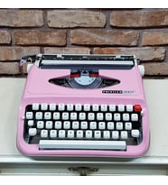 Privileg 300 Pembe Vintage Daktilo  Anneme, Avukata, Koleksiyonere, Öğretmene, Sevgiliye Özel Nostaljik Hediye