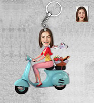 Kişiye Özel Motorcu Kadın Ahşap Anahtarlık-3