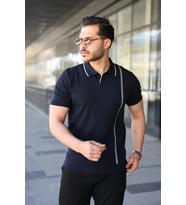 Erkek Çizgi Detaylı Yakalı Triko Tişört