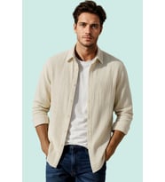 Erkek Regular Fit Dokulu Jakarlı Uzun Kollu Gömlek Rahat Günlük Stil Yaz Aylarının Vazgeçilmezi (Bej)