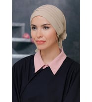 Bej Pratik Hazır Geçmeli Tesettür Bone Sandy Kumaş Pileli Nervürlü Güllü 1806_12