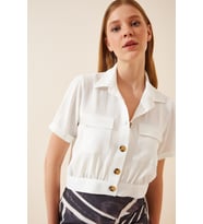 Kadın Beyaz Cepli Düğmeli Kısa Kollu Yazlık  Crop Gömlek Ceket HZL22S-BD106631