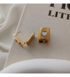 Lente Aksesuar 316L Çelik Kalp ve Yıldız Figürlü Taşlı Küpe - Antialerjik Lüks Tasarım Kadın Küpe (Gold 2)