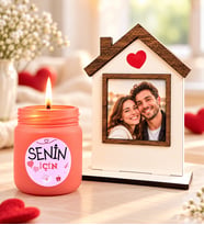 Kişiye Özel Fotoğraflı Ahşap Ev Çerçevesi ve El Yapımı Turuncu Kokulu Mum (ab1)