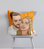 BK Gift Kişiye Özel Çizgi Roman Karikatürlü Beyaz Yastık