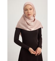 Wafa A1111 Jakarlı Parlak Saten Eşarp 110x110cm - Bej (Somon)