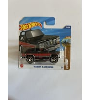 Hot Wheels 1:64 Ölçeğinde Araç, Oyun Veya Sergileme Için, Araba Koleksiyonu, Çocuklar Için Hediye, M (Çok Renkli)