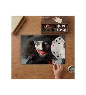 Joker Ve İskambil Kartları Tasarımı 240 parça Ahşap Puzzle Ahşap Kutuda MP11349
