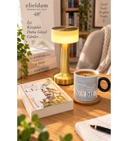 Doğum Günü, Özel Gün, Yeni İş, Yeni Ev Hediyesi Masa Lambası, Porselen Kupa ve Kitap Seti