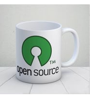 Open Source Tasarımlı Kupa Bardak (Çok Renkli)