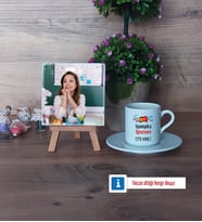 İspanyolca Öğretmeni Fotoğraflı Dekoratif Taş, Ahşap Altlıklı Türk Kahvesi Fincanı HediyeÖğretmenler Günü Hediyesi (Model 2)