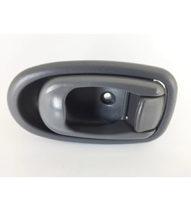 Kia Shuma- Iı- 2000-2003; Arka Kapı İç Açma Kolu Sağ Nikelajlı Oem No: (82620-29000)