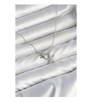 Mey İthalat® Pirinç Gümüş Renk Minimal Yıldız Model Kadın Kolye