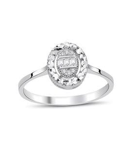 0.11 Karat Baget Pırlanta Yüzük (E-F VS/ Oval Efektli) (Beyaz)