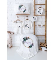 Pia Baby Premium İsim Baskılı Yenidoğan Kız Bebek Hediyelik %100 Pamuk Set 5012-02 (Ekru)