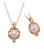 Gümüş Rose Beyaz İnci Kafesli Lotus Kadın Kolye