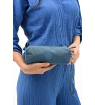 Tek Bölmeli Kalemlik (Yıkanabilir ve Su Geçirmez, makyaj çantası ) Mavi (Model: 571-15H)