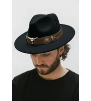 Erkek Deri Kemerli Boğa Figürlü Siyah Fedora Şapka