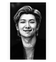 Bts Namjoon Kalem Portre Tablo Ahşap Poster Dekoratif Kod1898