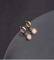 925 ayar gümüş güneş sallantılı küpe