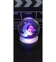 Kristal 3d Işıklı Renk Değiştiren Standlı Hilal Ve Astronot Uzay Tasarımı Cam Küre