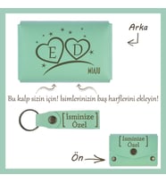 Açık Yeşil, İki Baş Harf, Tek Kalp! Sevgiliye Özel Kişiselleştirilebilir Cüzdan ve Anahtarlık Seti