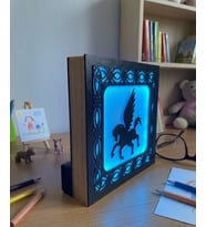 Dekoratif Pegasus Temalı Ahşap LED Gece Lambası