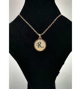 Gold Renk Büyük Boy Kararmaz ''R'' Harfli Kolye