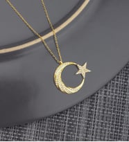 925 Ayar Gümüş Zirkon Taşlı Ay Yıldız Kolye