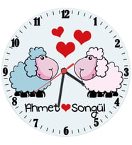 Biresimden Aşık Kuzular İsimli Cam Duvar Saati - Sevgililer Günü Hediyesi (29 cm)