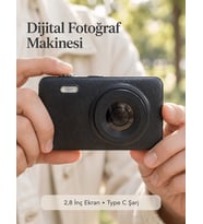 Günlük ve Seyahat Kullanımına Uygun Ekranlı Siyah Fotoğraf Makinesi