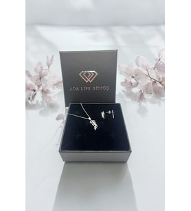 (ÖZEL KUTULU) 925 Ayar Gümüş Zirkon Taşlı Yaprak Model 2 Li Set Kolye Küpe