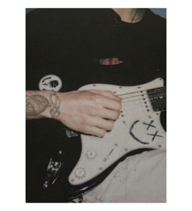 Louis Tomlinson Gitar Tablo Ahşap Poster Dekoratif Kod2285